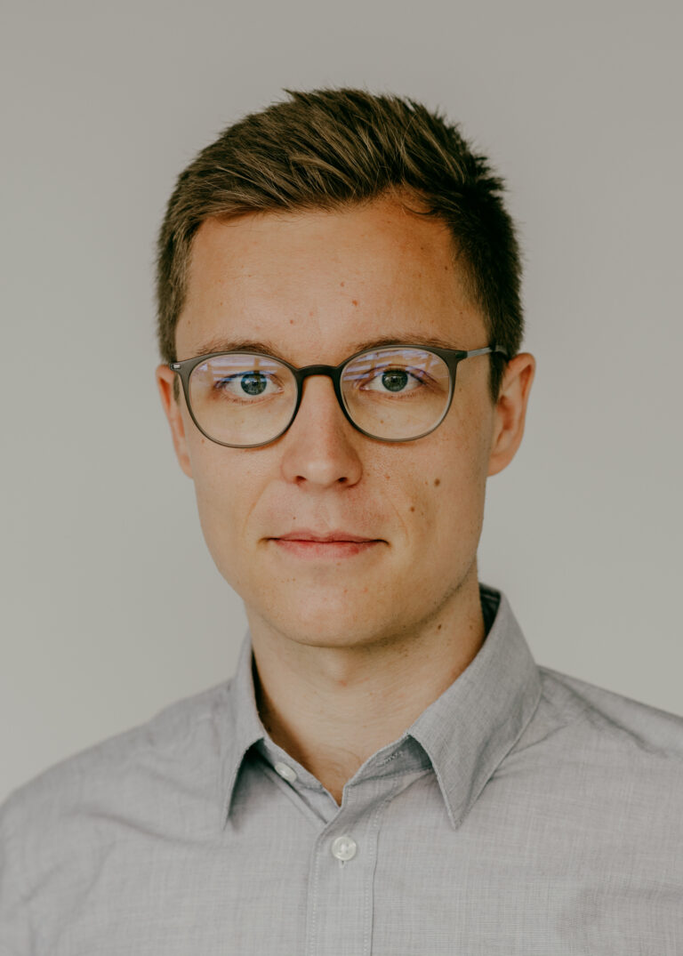 Profile Picture of Ole Brüggemann